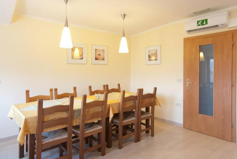 Kraljic - Primoz Cotar Bed & Breakfast Dornberk Exterior photo